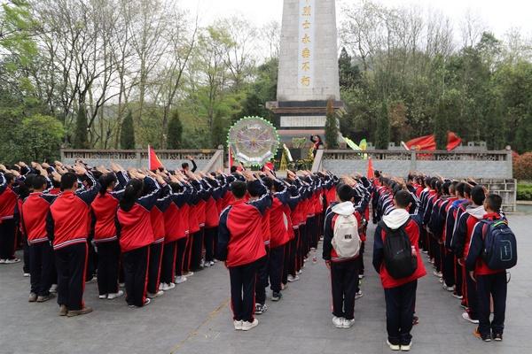 证券日报：大资金择机“抄底”宽基ETF 增量资金持续加码 有望为A股向上提供支撑